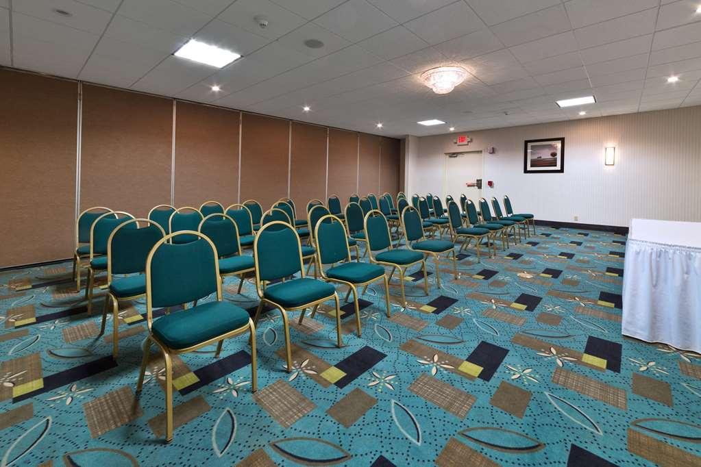 Days Inn By Wyndham Plattsburgh Einrichtungen foto